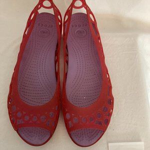 Crocs Pink Rubber Plastic Flats 8